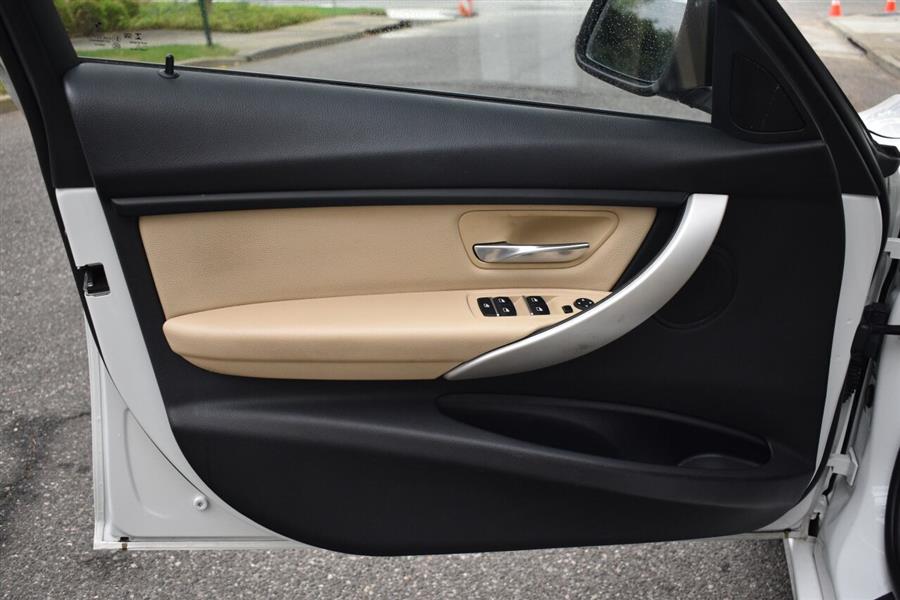 2018 BMW 3 Series 320i xDrive AWD 4dr Sedan, available for sale in Great Neck, New York | Camy Cars. Great Neck, New York 2018 BMW 3 Series 320i xDrive AWD 4dr Sedan, available for sale in Great Neck, New York | Camy Cars. Great Neck, New York