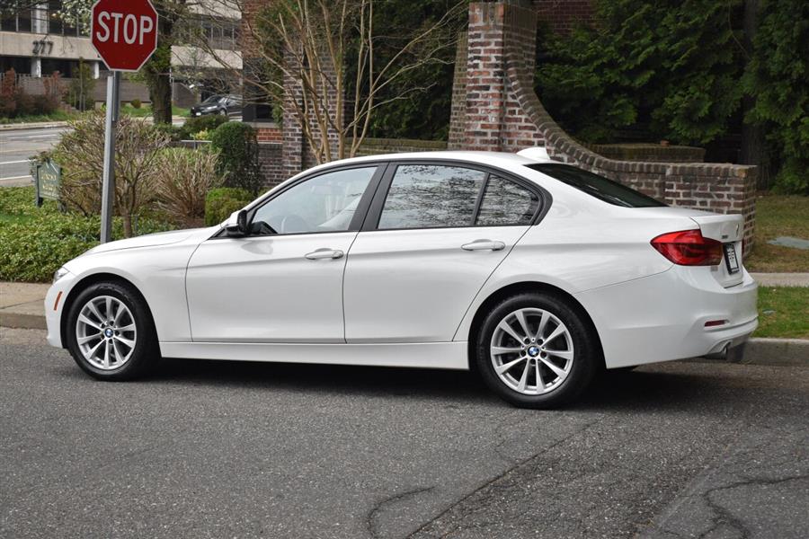 2018 BMW 3 Series 320i xDrive AWD 4dr Sedan, available for sale in Great Neck, New York | Camy Cars. Great Neck, New York 2018 BMW 3 Series 320i xDrive AWD 4dr Sedan, available for sale in Great Neck, New York | Camy Cars. Great Neck, New York