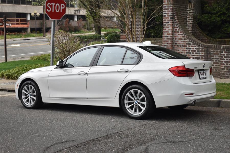 2018 BMW 3 Series 320i xDrive AWD 4dr Sedan, available for sale in Great Neck, New York | Camy Cars. Great Neck, New York 2018 BMW 3 Series 320i xDrive AWD 4dr Sedan, available for sale in Great Neck, New York | Camy Cars. Great Neck, New York