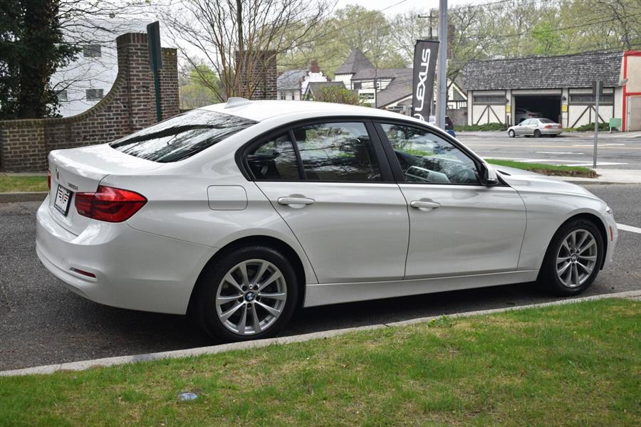 2018 BMW 3 Series 320i xDrive AWD 4dr Sedan, available for sale in Great Neck, New York | Camy Cars. Great Neck, New York 2018 BMW 3 Series 320i xDrive AWD 4dr Sedan, available for sale in Great Neck, New York | Camy Cars. Great Neck, New York