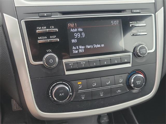 2016 Nissan Altima 2.5 SR, available for sale in Stratford, Connecticut | Wiz Leasing Inc. Stratford, Connecticut 2016 Nissan Altima 2.5 SR, available for sale in Stratford, Connecticut | Wiz Leasing Inc. Stratford, Connecticut