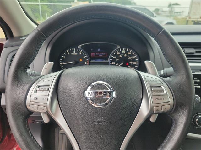 2016 Nissan Altima 2.5 SR, available for sale in Stratford, Connecticut | Wiz Leasing Inc. Stratford, Connecticut 2016 Nissan Altima 2.5 SR, available for sale in Stratford, Connecticut | Wiz Leasing Inc. Stratford, Connecticut