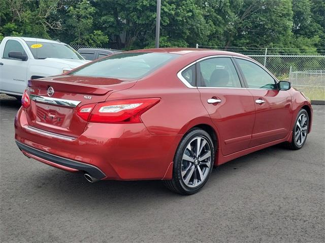 2016 Nissan Altima 2.5 SR, available for sale in Stratford, Connecticut | Wiz Leasing Inc. Stratford, Connecticut 2016 Nissan Altima 2.5 SR, available for sale in Stratford, Connecticut | Wiz Leasing Inc. Stratford, Connecticut