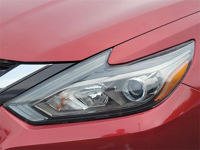 2016 Nissan Altima 2.5 SR, available for sale in Stratford, Connecticut | Wiz Leasing Inc. Stratford, Connecticut 2016 Nissan Altima 2.5 SR, available for sale in Stratford, Connecticut | Wiz Leasing Inc. Stratford, Connecticut