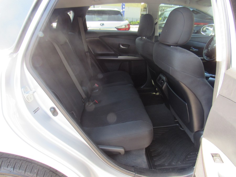 2015 Toyota Venza LE, available for sale in Worcester, Massachusetts | Hilario's Auto Sales Inc.. Worcester, Massachusetts 2015 Toyota Venza LE, available for sale in Worcester, Massachusetts | Hilario's Auto Sales Inc.. Worcester, Massachusetts
