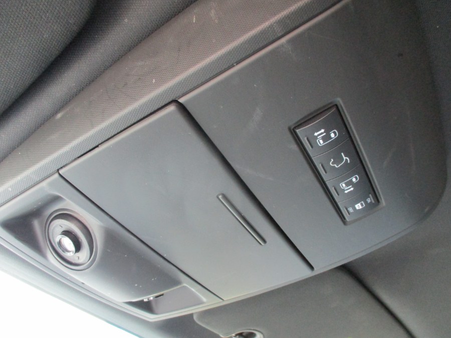 2014 Dodge Grand Caravan 4dr Wgn R/T, available for sale in Meriden, Connecticut | Cos Central Auto. Meriden, Connecticut 2014 Dodge Grand Caravan 4dr Wgn R/T, available for sale in Meriden, Connecticut | Cos Central Auto. Meriden, Connecticut