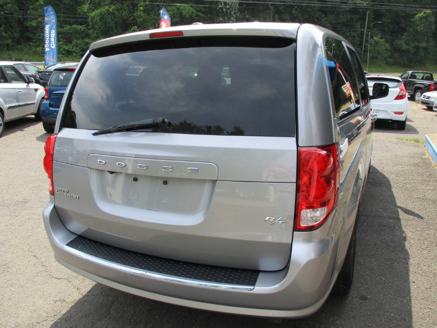 2014 Dodge Grand Caravan 4dr Wgn R/T, available for sale in Meriden, Connecticut | Cos Central Auto. Meriden, Connecticut 2014 Dodge Grand Caravan 4dr Wgn R/T, available for sale in Meriden, Connecticut | Cos Central Auto. Meriden, Connecticut