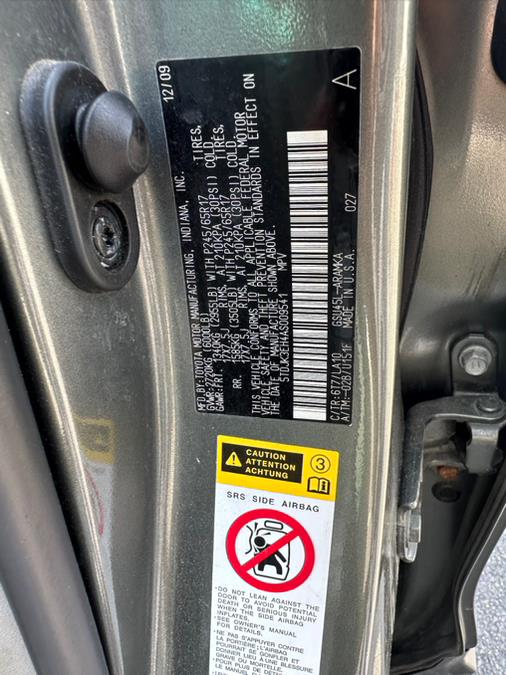 2010 Toyota Highlander 4WD 4dr V6 SE (Natl), available for sale in Revere, Massachusetts | Wonderland Auto. Revere, Massachusetts 2010 Toyota Highlander 4WD 4dr V6 SE (Natl), available for sale in Revere, Massachusetts | Wonderland Auto. Revere, Massachusetts