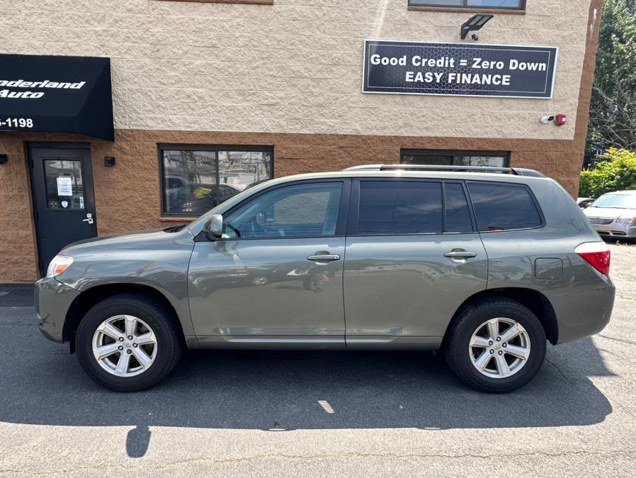 2010 Toyota Highlander 4WD 4dr V6 SE (Natl), available for sale in Revere, Massachusetts | Wonderland Auto. Revere, Massachusetts 2010 Toyota Highlander 4WD 4dr V6 SE (Natl), available for sale in Revere, Massachusetts | Wonderland Auto. Revere, Massachusetts