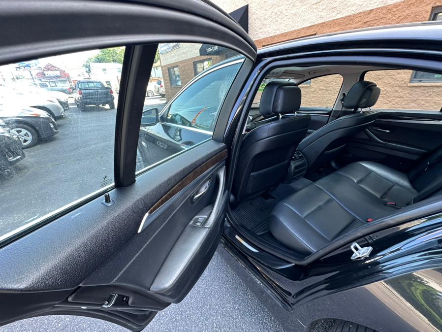 2013 BMW 5 Series 4dr Sdn 535i xDrive AWD, available for sale in Revere, Massachusetts | Wonderland Auto. Revere, Massachusetts 2013 BMW 5 Series 4dr Sdn 535i xDrive AWD, available for sale in Revere, Massachusetts | Wonderland Auto. Revere, Massachusetts
