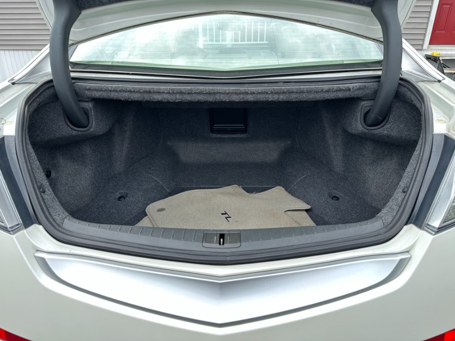 2011 Acura TL 4dr Sdn 2WD, available for sale in Paterson, New Jersey | DZ Automall. Paterson, New Jersey 2011 Acura TL 4dr Sdn 2WD, available for sale in Paterson, New Jersey | DZ Automall. Paterson, New Jersey