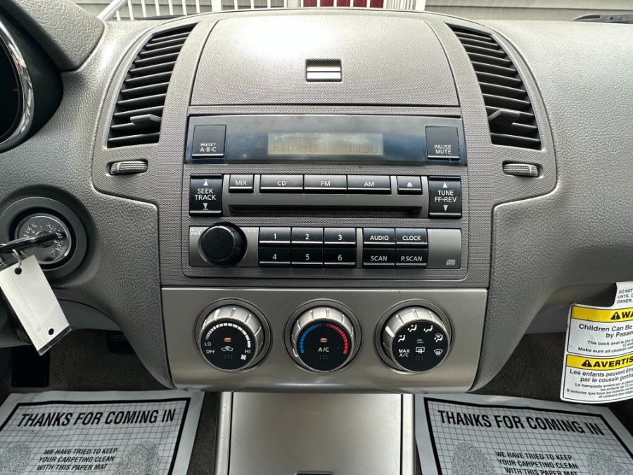 2005 Nissan Altima 4dr Sdn I4 Auto 2.5 S, available for sale in Paterson, New Jersey | DZ Automall. Paterson, New Jersey 2005 Nissan Altima 4dr Sdn I4 Auto 2.5 S, available for sale in Paterson, New Jersey | DZ Automall. Paterson, New Jersey