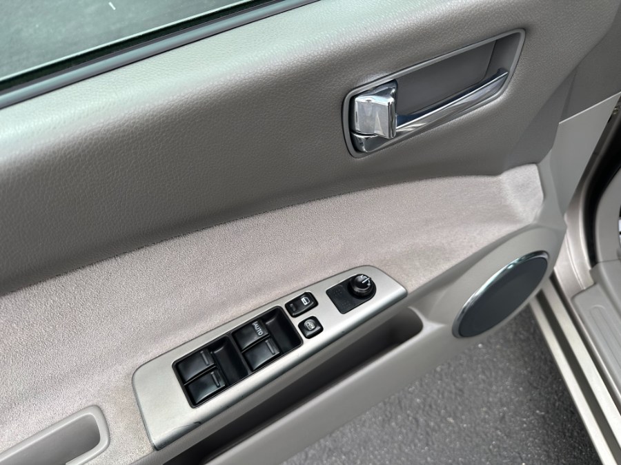 2005 Nissan Altima 4dr Sdn I4 Auto 2.5 S, available for sale in Paterson, New Jersey | DZ Automall. Paterson, New Jersey 2005 Nissan Altima 4dr Sdn I4 Auto 2.5 S, available for sale in Paterson, New Jersey | DZ Automall. Paterson, New Jersey