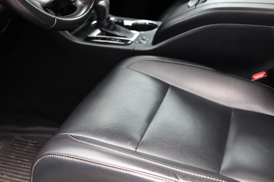 2019 Toyota Highlander XLE V6 AWD (Natl), available for sale in Jamaica, New York | Hillside Auto Mall Inc.. Jamaica, New York 2019 Toyota Highlander XLE V6 AWD (Natl), available for sale in Jamaica, New York | Hillside Auto Mall Inc.. Jamaica, New York