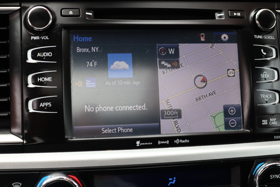 2019 Toyota Highlander XLE V6 AWD (Natl), available for sale in Jamaica, New York | Hillside Auto Mall Inc.. Jamaica, New York 2019 Toyota Highlander XLE V6 AWD (Natl), available for sale in Jamaica, New York | Hillside Auto Mall Inc.. Jamaica, New York