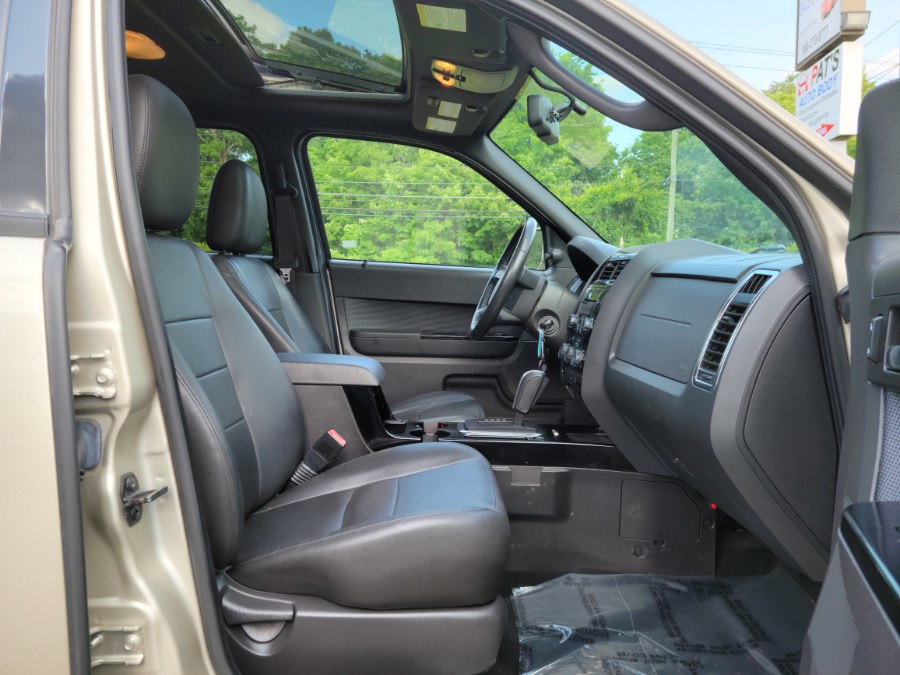 2011 Ford Escape 4WD 4dr Limited Leather & Sunroof, available for sale in East Windsor, Connecticut | Toro Auto. East Windsor, Connecticut 2011 Ford Escape 4WD 4dr Limited Leather & Sunroof, available for sale in East Windsor, Connecticut | Toro Auto. East Windsor, Connecticut