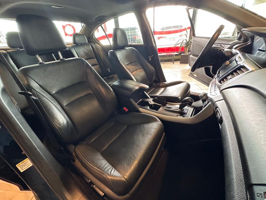 2014 Honda Accord Sedan 4dr V6 Auto EX-L, available for sale in West Hartford, Connecticut | AutoMax. West Hartford, Connecticut 2014 Honda Accord Sedan 4dr V6 Auto EX-L, available for sale in West Hartford, Connecticut | AutoMax. West Hartford, Connecticut
