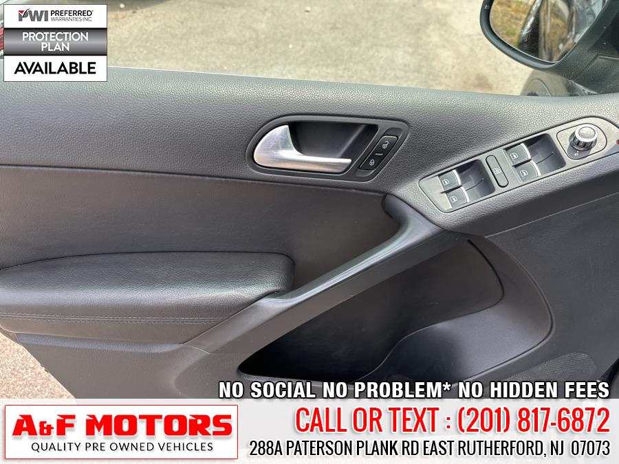 2015 Volkswagen Tiguan 4MOTION 4dr Auto SEL, available for sale in East Rutherford, New Jersey | A&F Motors LLC. East Rutherford, New Jersey 2015 Volkswagen Tiguan 4MOTION 4dr Auto SEL, available for sale in East Rutherford, New Jersey | A&F Motors LLC. East Rutherford, New Jersey