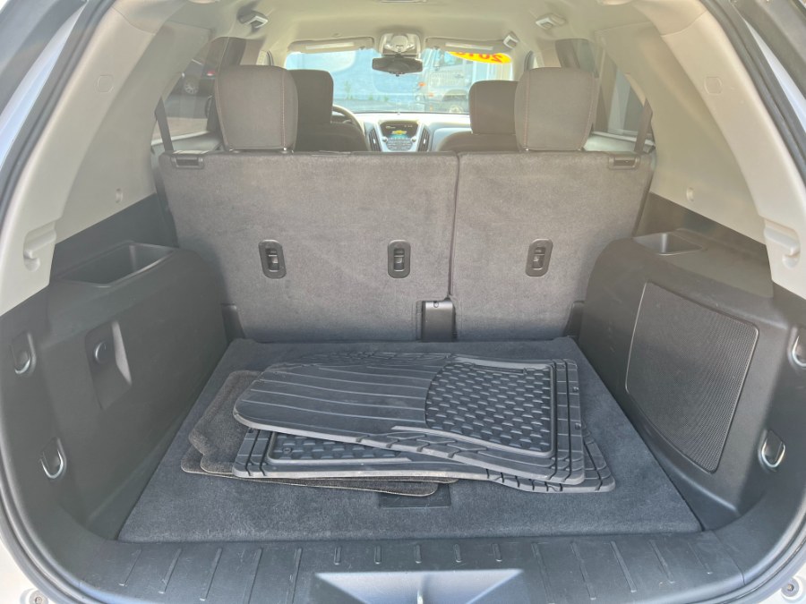 2016 Chevrolet Equinox AWD 4dr LS, available for sale in Bristol, Connecticut | Bristol Auto Center LLC. Bristol, Connecticut 2016 Chevrolet Equinox AWD 4dr LS, available for sale in Bristol, Connecticut | Bristol Auto Center LLC. Bristol, Connecticut