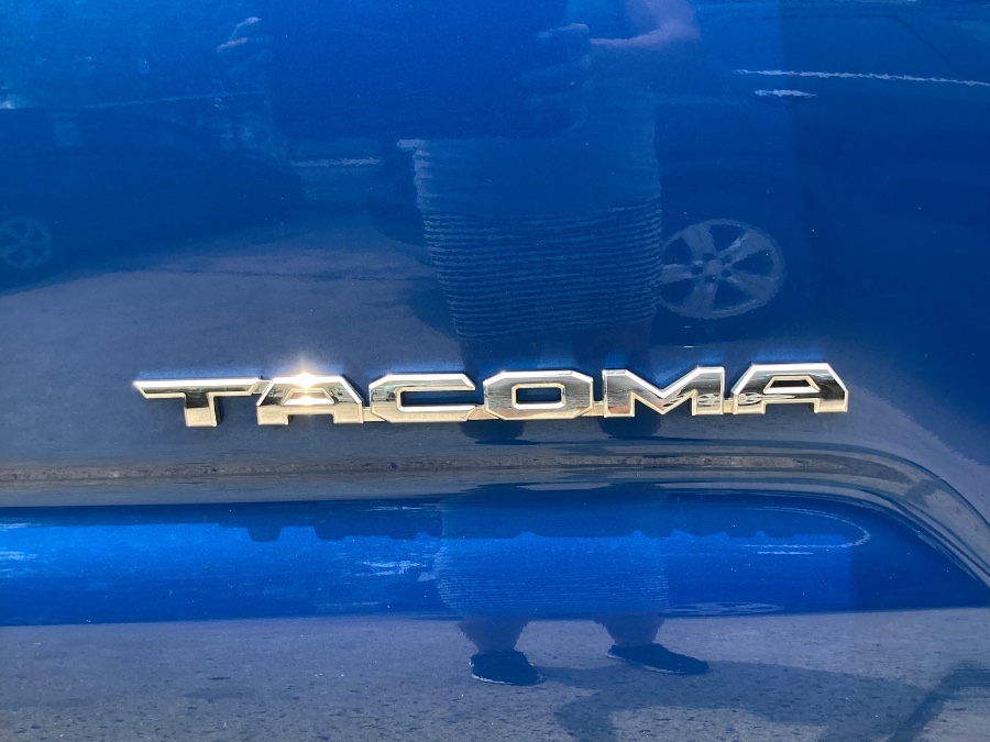2017 Toyota Tacoma TRD Sport Double Cab 5'' Bed V6 4x4 MT (Natl), available for sale in New Haven, Connecticut | Unique Auto Sales LLC. New Haven, Connecticut 2017 Toyota Tacoma TRD Sport Double Cab 5'' Bed V6 4x4 MT (Natl), available for sale in New Haven, Connecticut | Unique Auto Sales LLC. New Haven, Connecticut