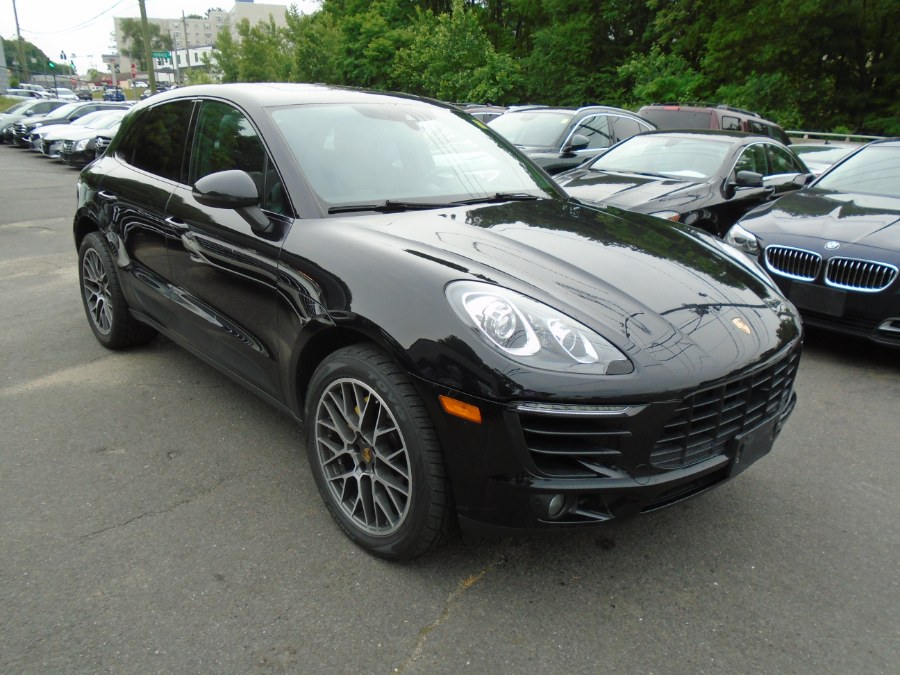2015 Porsche Macan AWD 4dr S, available for sale in Waterbury, Connecticut | Jim Juliani Motors. Waterbury, Connecticut