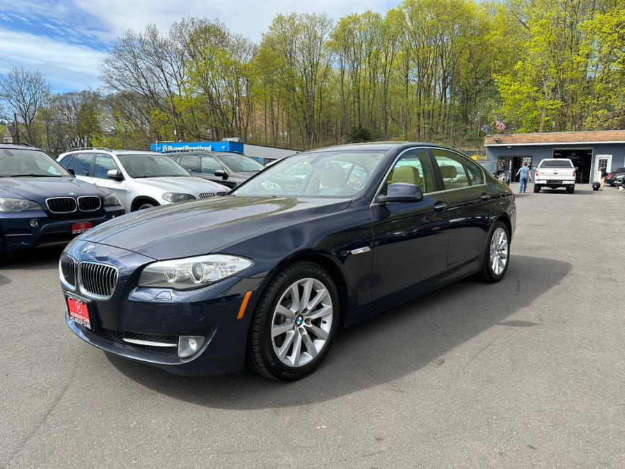 2013 BMW 5 Series 4dr Sdn 528i xDrive AWD, available for sale in Waterbury, Connecticut | House of Cars LLC. Waterbury, Connecticut