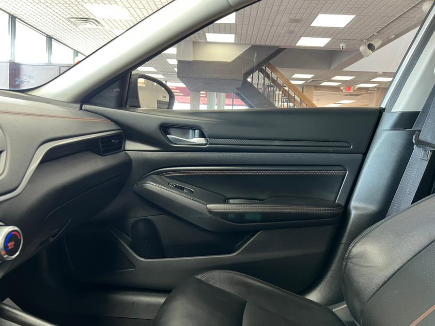 2019 Nissan Altima 2.5 SR AWD Sedan, available for sale in Massapequa Park, New York | Power Motors East. Massapequa Park, New York 2019 Nissan Altima 2.5 SR AWD Sedan, available for sale in Massapequa Park, New York | Power Motors East. Massapequa Park, New York