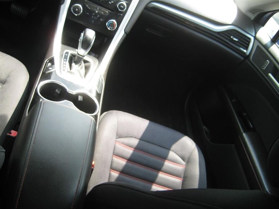 2014 Ford Fusion SE 4dr Sedan, available for sale in Massapequa, New York | Rite Choice Auto Inc.. Massapequa, New York 2014 Ford Fusion SE 4dr Sedan, available for sale in Massapequa, New York | Rite Choice Auto Inc.. Massapequa, New York