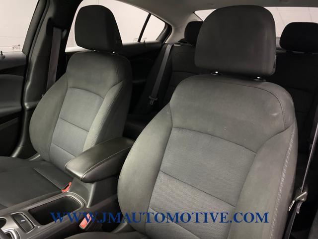 2017 Chevrolet Cruze 4dr Sdn 1.4L LT w/1SD, available for sale in Naugatuck, Connecticut | J&M Automotive Sls&Svc LLC. Naugatuck, Connecticut 2017 Chevrolet Cruze 4dr Sdn 1.4L LT w/1SD, available for sale in Naugatuck, Connecticut | J&M Automotive Sls&Svc LLC. Naugatuck, Connecticut