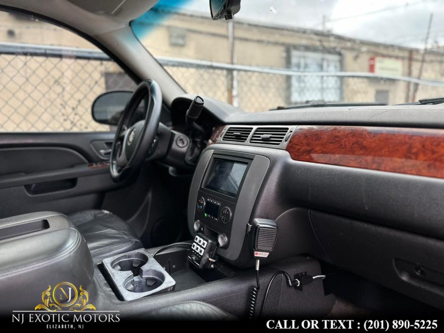 2011 GMC Yukon XL 4WD 4dr 1500 SLE, available for sale in Elizabeth, New Jersey | NJ Exotic Motors. Elizabeth, New Jersey 2011 GMC Yukon XL 4WD 4dr 1500 SLE, available for sale in Elizabeth, New Jersey | NJ Exotic Motors. Elizabeth, New Jersey