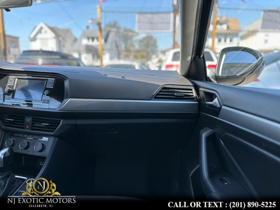 2019 Volkswagen Jetta SE Auto w/SULEV, available for sale in Elizabeth, New Jersey | NJ Exotic Motors. Elizabeth, New Jersey 2019 Volkswagen Jetta SE Auto w/SULEV, available for sale in Elizabeth, New Jersey | NJ Exotic Motors. Elizabeth, New Jersey