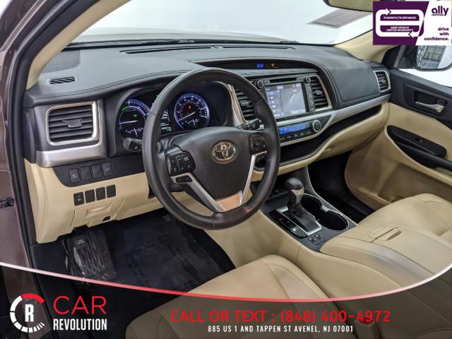 2019 Toyota Highlander Hybrid XLE AWD w/ Navi & rearCam, available for sale in Avenel, New Jersey | Car Revolution. Avenel, New Jersey 2019 Toyota Highlander Hybrid XLE AWD w/ Navi & rearCam, available for sale in Avenel, New Jersey | Car Revolution. Avenel, New Jersey