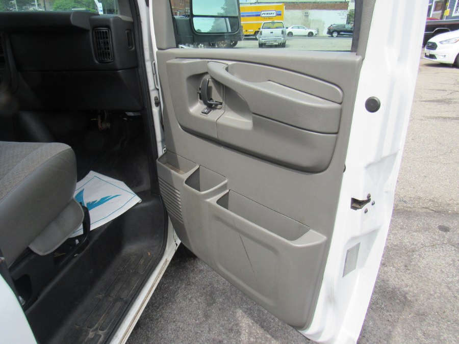 2014 Chevrolet Express Cargo Van 1500 1500, available for sale in Worcester, Massachusetts | Hilario's Auto Sales Inc.. Worcester, Massachusetts 2014 Chevrolet Express Cargo Van 1500 1500, available for sale in Worcester, Massachusetts | Hilario's Auto Sales Inc.. Worcester, Massachusetts