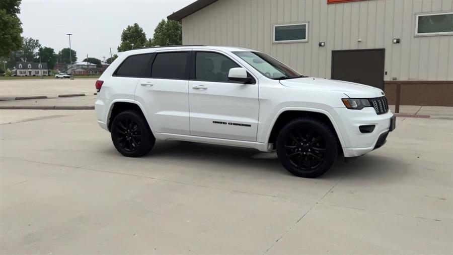 2017 Jeep Grand Cherokee Altitude, available for sale in Elida, Ohio | Josh's All Under Ten LLC. Elida, Ohio 2017 Jeep Grand Cherokee Altitude, available for sale in Elida, Ohio | Josh's All Under Ten LLC. Elida, Ohio