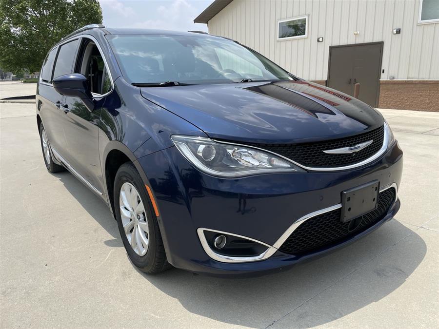 2019 Chrysler Pacifica Touring L, available for sale in Elida, Ohio | Josh's All Under Ten LLC. Elida, Ohio 2019 Chrysler Pacifica Touring L, available for sale in Elida, Ohio | Josh's All Under Ten LLC. Elida, Ohio