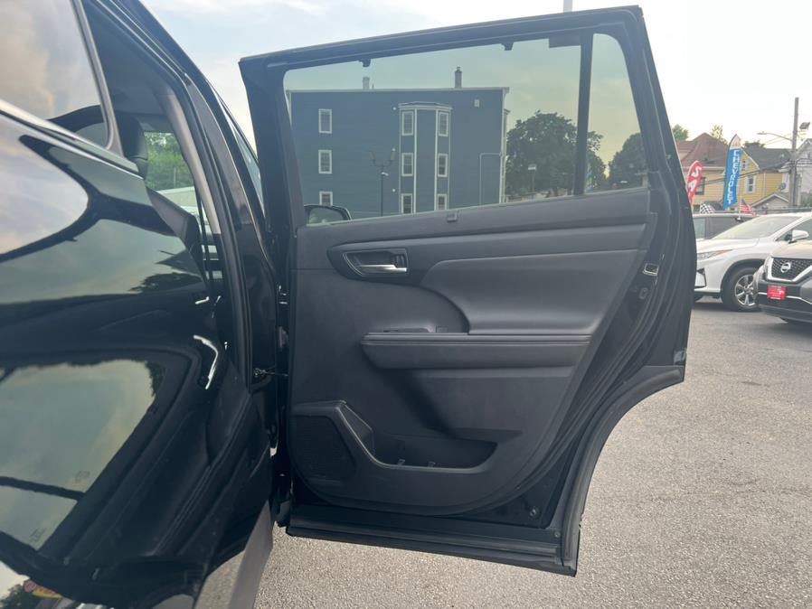 2021 Toyota Highlander XLE AWD (Natl), available for sale in Irvington , New Jersey | Auto Haus of Irvington Corp. Irvington , New Jersey 2021 Toyota Highlander XLE AWD (Natl), available for sale in Irvington , New Jersey | Auto Haus of Irvington Corp. Irvington , New Jersey