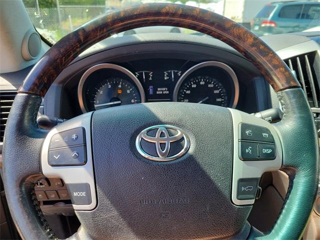 2013 Toyota Land Cruiser Base, available for sale in Stratford, Connecticut | Wiz Leasing Inc. Stratford, Connecticut 2013 Toyota Land Cruiser Base, available for sale in Stratford, Connecticut | Wiz Leasing Inc. Stratford, Connecticut