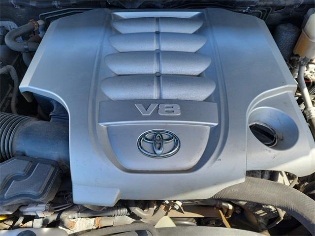 2013 Toyota Land Cruiser Base, available for sale in Stratford, Connecticut | Wiz Leasing Inc. Stratford, Connecticut 2013 Toyota Land Cruiser Base, available for sale in Stratford, Connecticut | Wiz Leasing Inc. Stratford, Connecticut