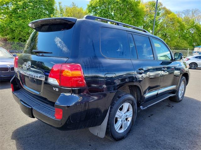 2013 Toyota Land Cruiser Base, available for sale in Stratford, Connecticut | Wiz Leasing Inc. Stratford, Connecticut 2013 Toyota Land Cruiser Base, available for sale in Stratford, Connecticut | Wiz Leasing Inc. Stratford, Connecticut