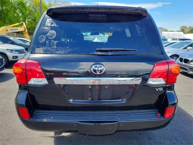 2013 Toyota Land Cruiser Base, available for sale in Stratford, Connecticut | Wiz Leasing Inc. Stratford, Connecticut 2013 Toyota Land Cruiser Base, available for sale in Stratford, Connecticut | Wiz Leasing Inc. Stratford, Connecticut