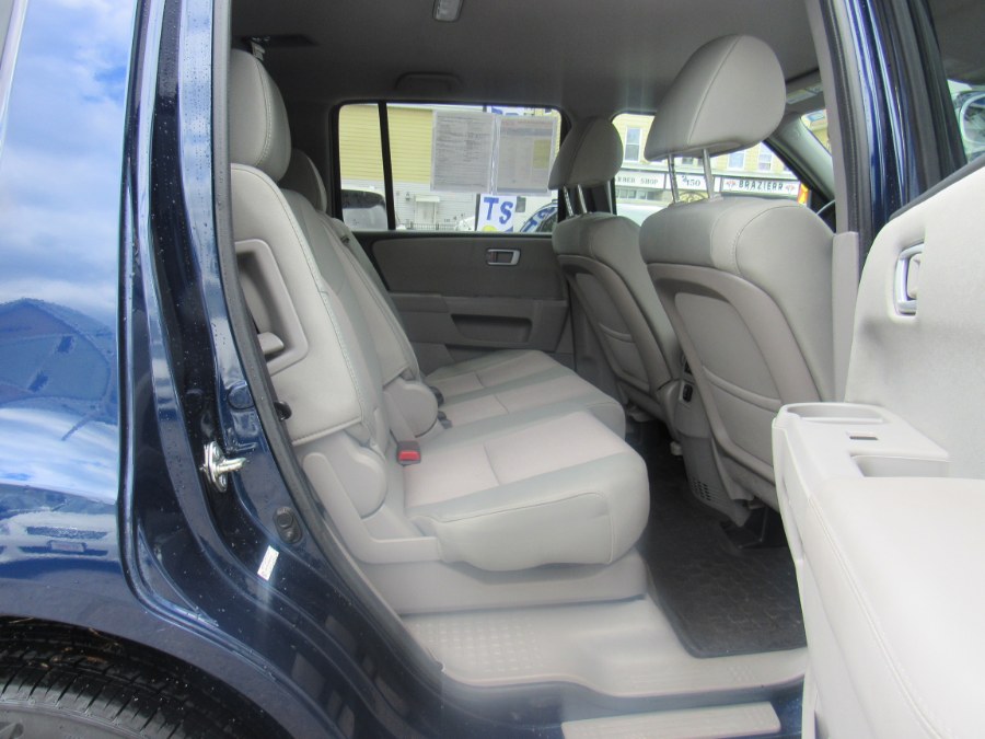 2015 Honda Pilot EX, available for sale in Worcester, Massachusetts | Hilario's Auto Sales Inc.. Worcester, Massachusetts 2015 Honda Pilot EX, available for sale in Worcester, Massachusetts | Hilario's Auto Sales Inc.. Worcester, Massachusetts