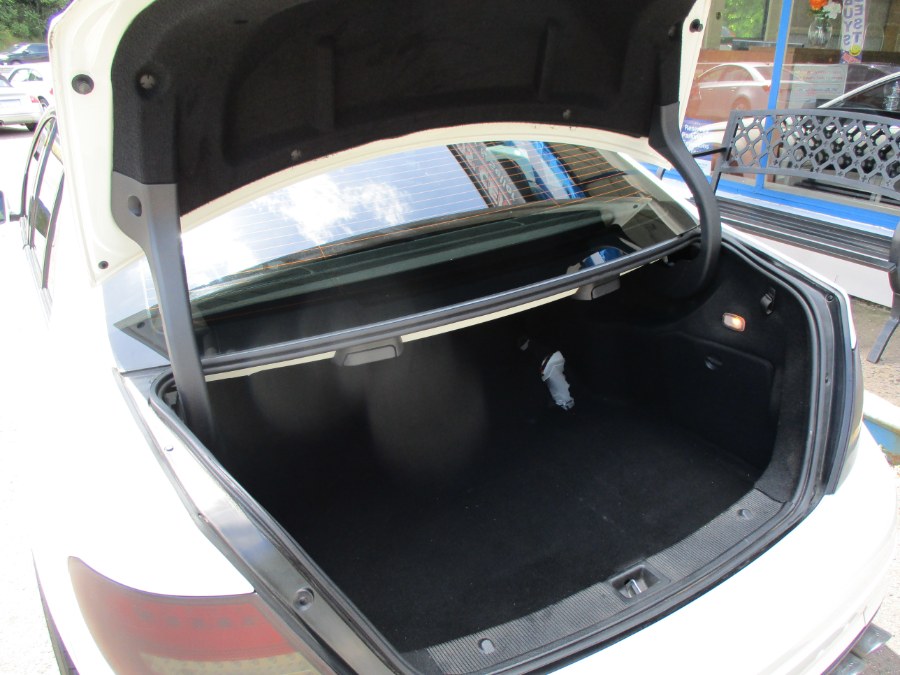 2011 Mercedes-Benz C-Class C300, available for sale in Meriden, Connecticut | Cos Central Auto. Meriden, Connecticut 2011 Mercedes-Benz C-Class C300, available for sale in Meriden, Connecticut | Cos Central Auto. Meriden, Connecticut