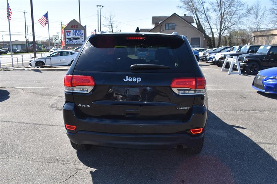 2017 Jeep Grand Cherokee LAREDO, available for sale in Patchogue, New York | 112 Auto Plaza. Patchogue, New York 2017 Jeep Grand Cherokee LAREDO, available for sale in Patchogue, New York | 112 Auto Plaza. Patchogue, New York