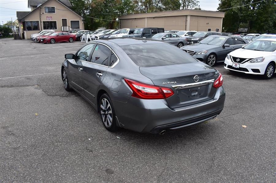 2017 Nissan Altima 2.5, available for sale in Patchogue, New York | 112 Auto Plaza. Patchogue, New York 2017 Nissan Altima 2.5, available for sale in Patchogue, New York | 112 Auto Plaza. Patchogue, New York