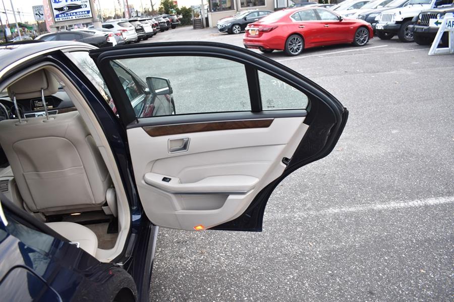 2015 Mercedes-benz E-class E350 4MATIC, available for sale in Patchogue, New York | 112 Auto Plaza. Patchogue, New York 2015 Mercedes-benz E-class E350 4MATIC, available for sale in Patchogue, New York | 112 Auto Plaza. Patchogue, New York