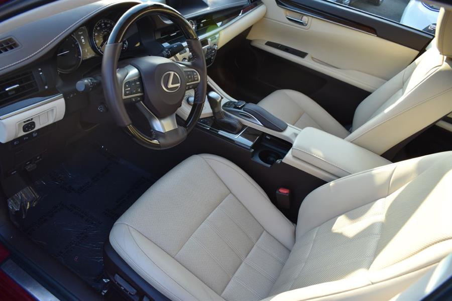 2018 Lexus Es 350, available for sale in Patchogue, New York | 112 Auto Plaza. Patchogue, New York 2018 Lexus Es 350, available for sale in Patchogue, New York | 112 Auto Plaza. Patchogue, New York
