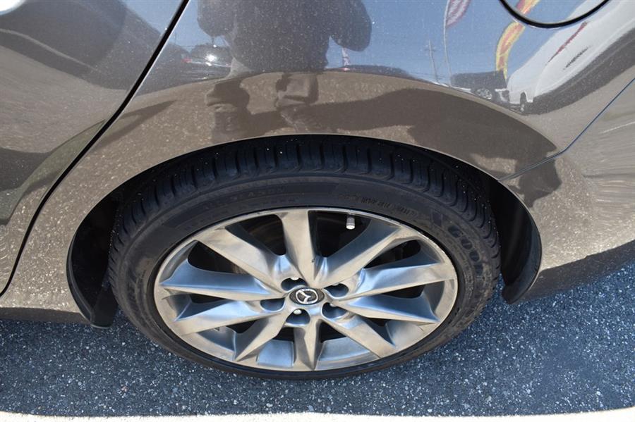 2018 Mazda 3 GRAND TOURING, available for sale in Patchogue, New York | 112 Auto Plaza. Patchogue, New York 2018 Mazda 3 GRAND TOURING, available for sale in Patchogue, New York | 112 Auto Plaza. Patchogue, New York
