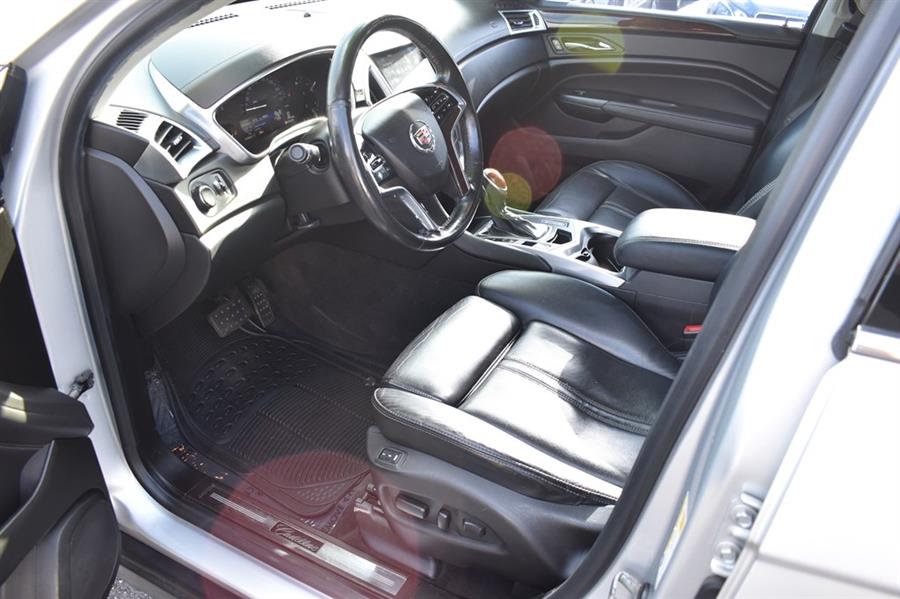 2016 Cadillac Srx LUXURY COLLECTION, available for sale in Patchogue, New York | 112 Auto Plaza. Patchogue, New York 2016 Cadillac Srx LUXURY COLLECTION, available for sale in Patchogue, New York | 112 Auto Plaza. Patchogue, New York
