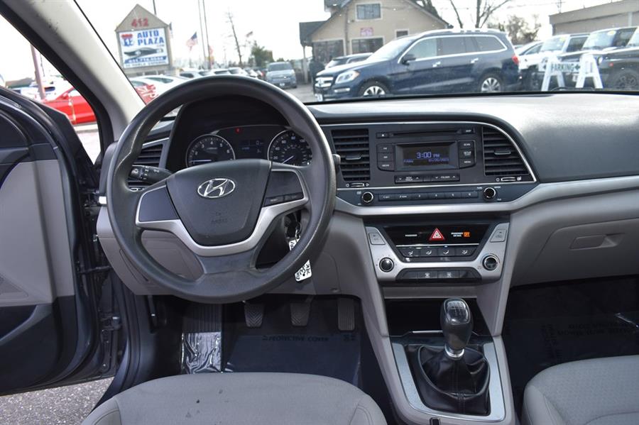 2018 Hyundai Elantra SE, available for sale in Patchogue, New York | 112 Auto Plaza. Patchogue, New York 2018 Hyundai Elantra SE, available for sale in Patchogue, New York | 112 Auto Plaza. Patchogue, New York