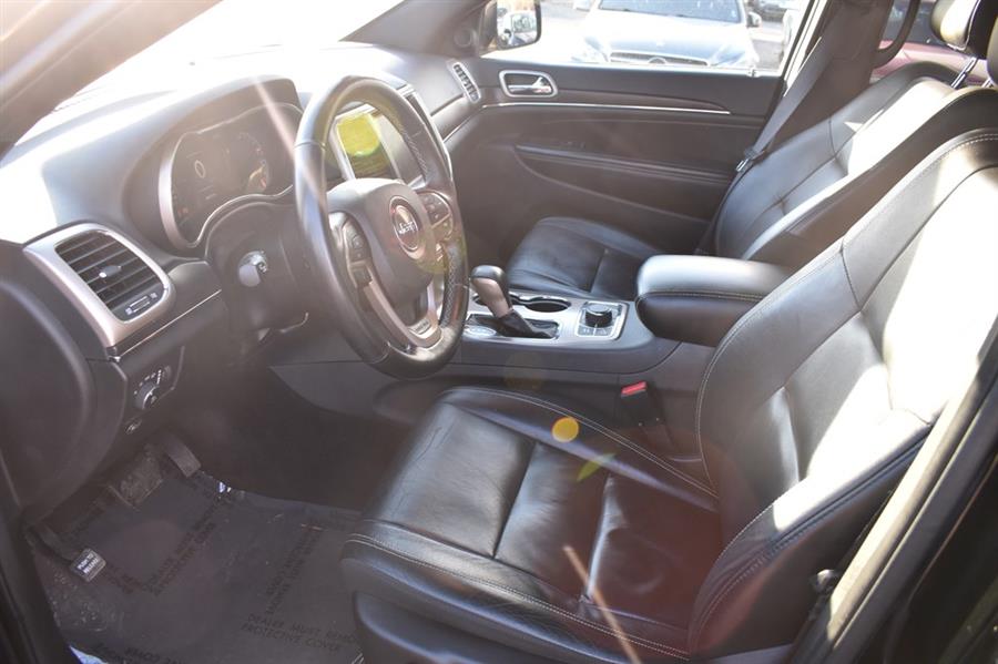 2017 Jeep Grand Cherokee LIMITED, available for sale in Patchogue, New York | 112 Auto Plaza. Patchogue, New York 2017 Jeep Grand Cherokee LIMITED, available for sale in Patchogue, New York | 112 Auto Plaza. Patchogue, New York